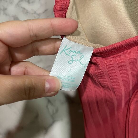 Kona Sol Wide Rib O Ring Onepiece Swimsuit Pink S - Picture 6 of 10